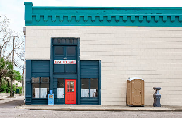 Best Affordable portable toilet rental  in Traer, IA
