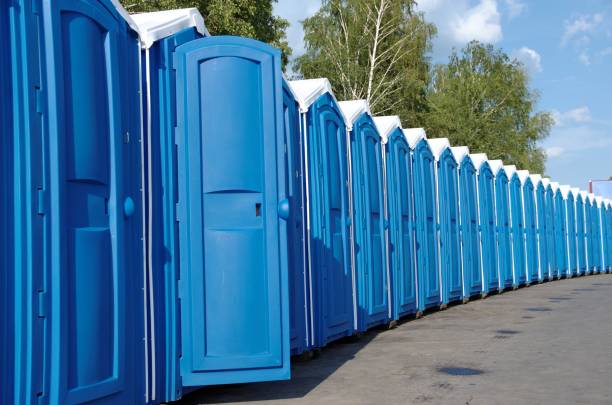 Portable bathroom rental in Traer, IA